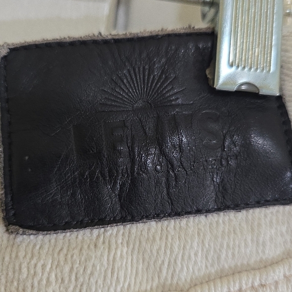 Levi's Made & Crafted White Rigid Denim Shorts 27 Destroyed Raw Hem - Picture 4 of 8